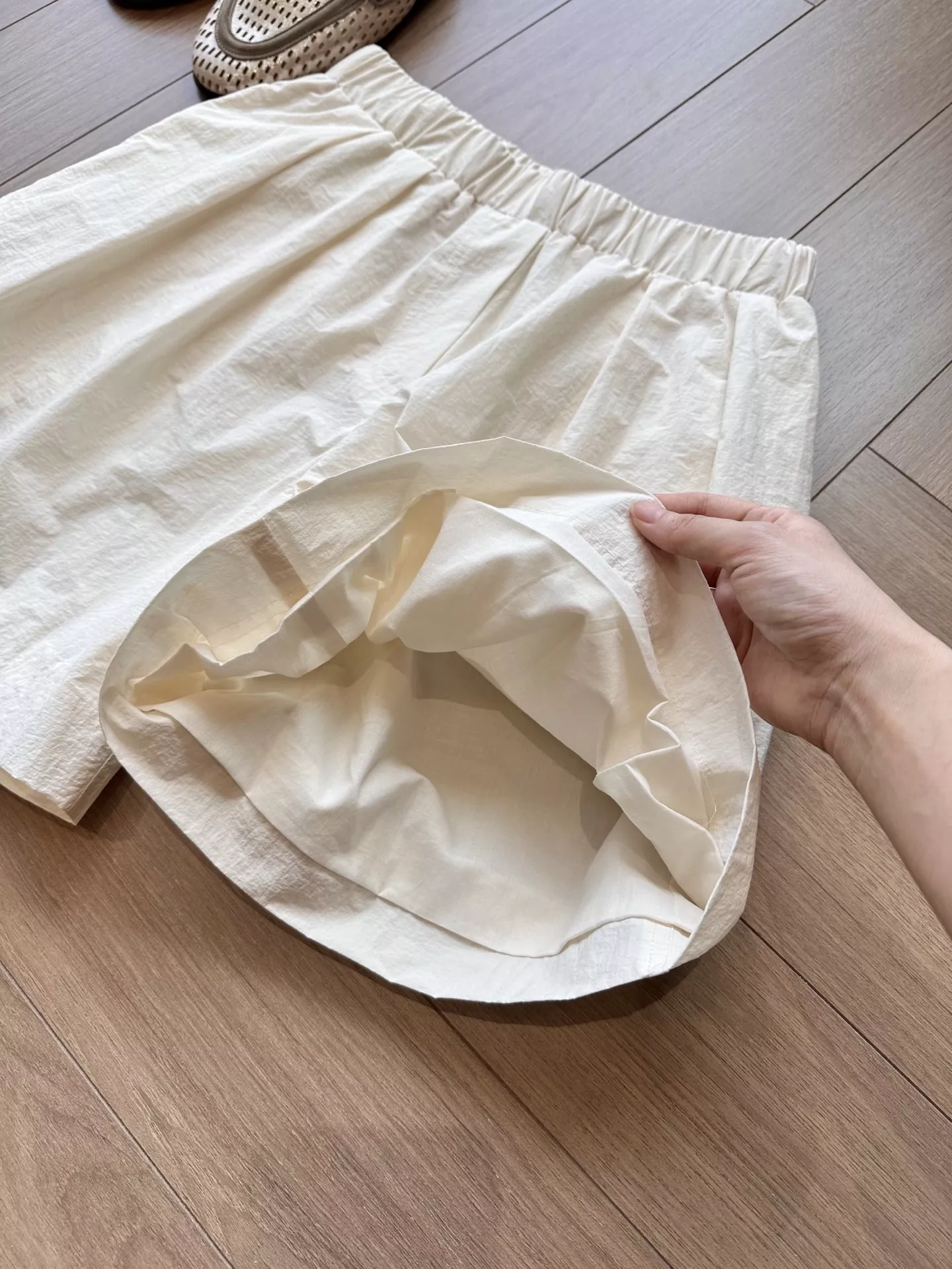 브루넬로쿠치넬리 미세 주름 텍스처 자수 셔츠와 쇼츠 구성 상세 이미지 58
