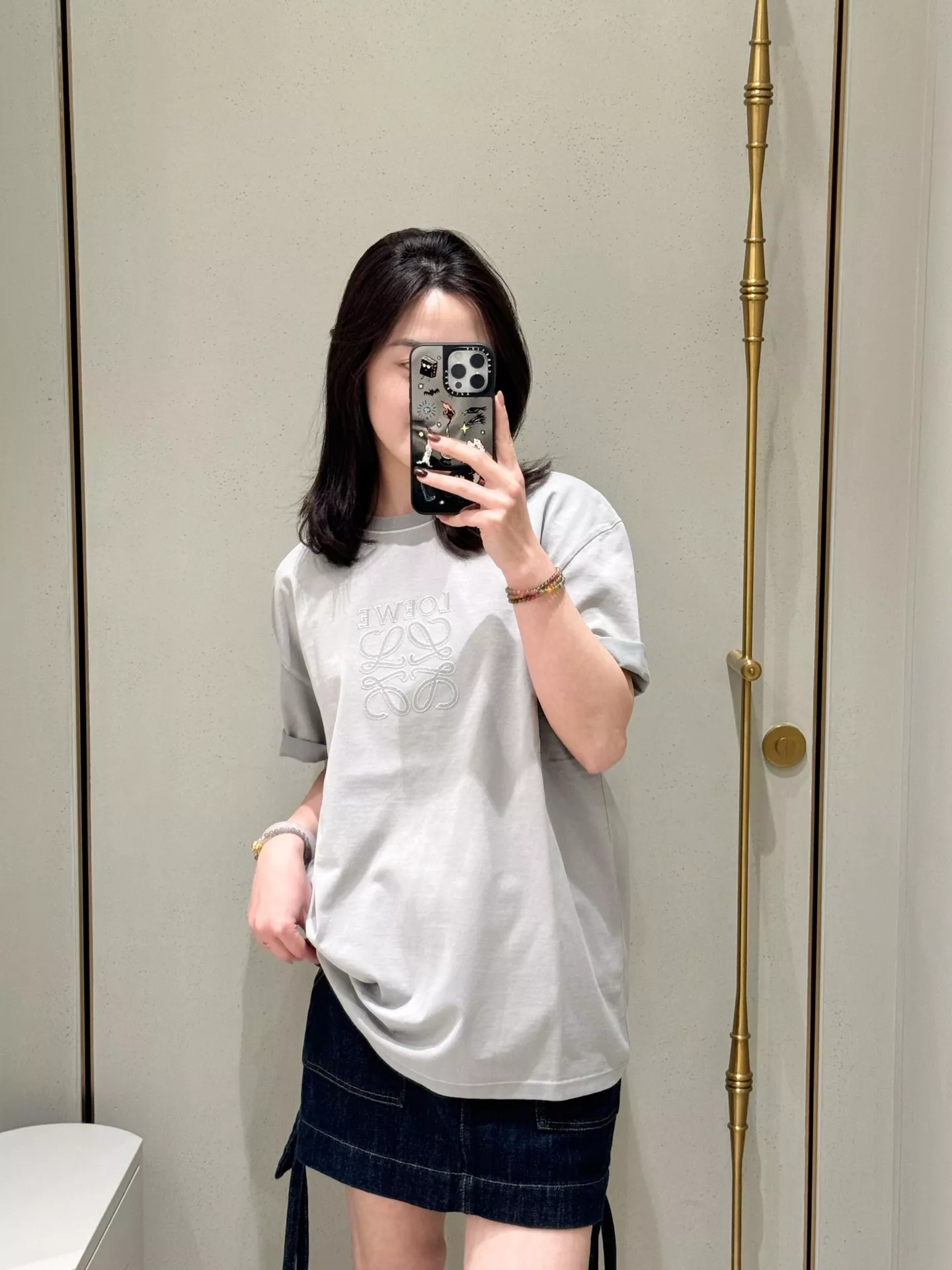 로에베 워싱 코튼 로고 자수 반팔 상의 상세 이미지 15