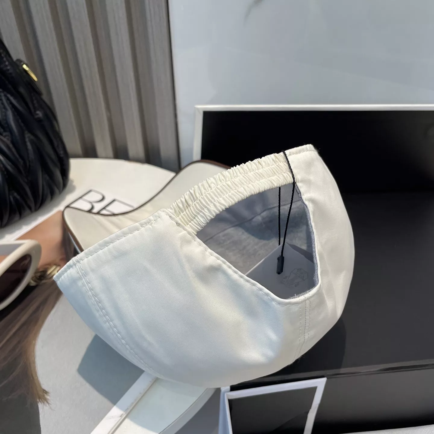 브루넬로쿠치넬리 자수 포인트 베이스볼 캡 상세 이미지 3