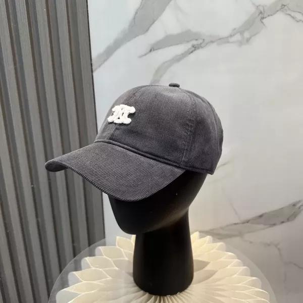 셀린느 트리옹프 자수 코듀로이 캡