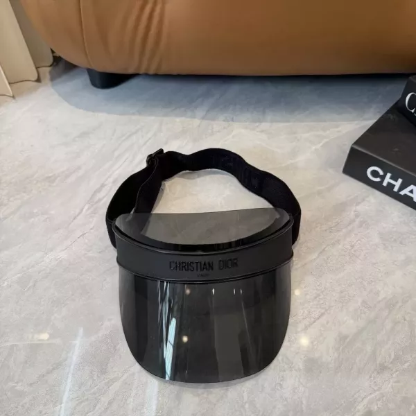 디올 로고 포인트 바이저 캡