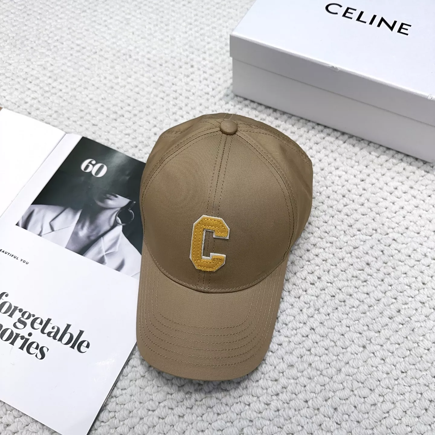 셀린느 C 로고 포인트 캡 상세 이미지 7