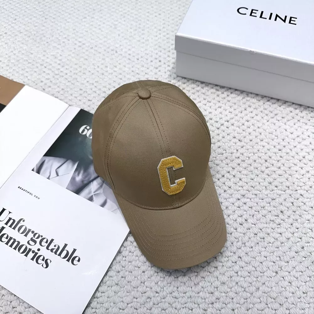 셀린느 C 로고 포인트 캡
