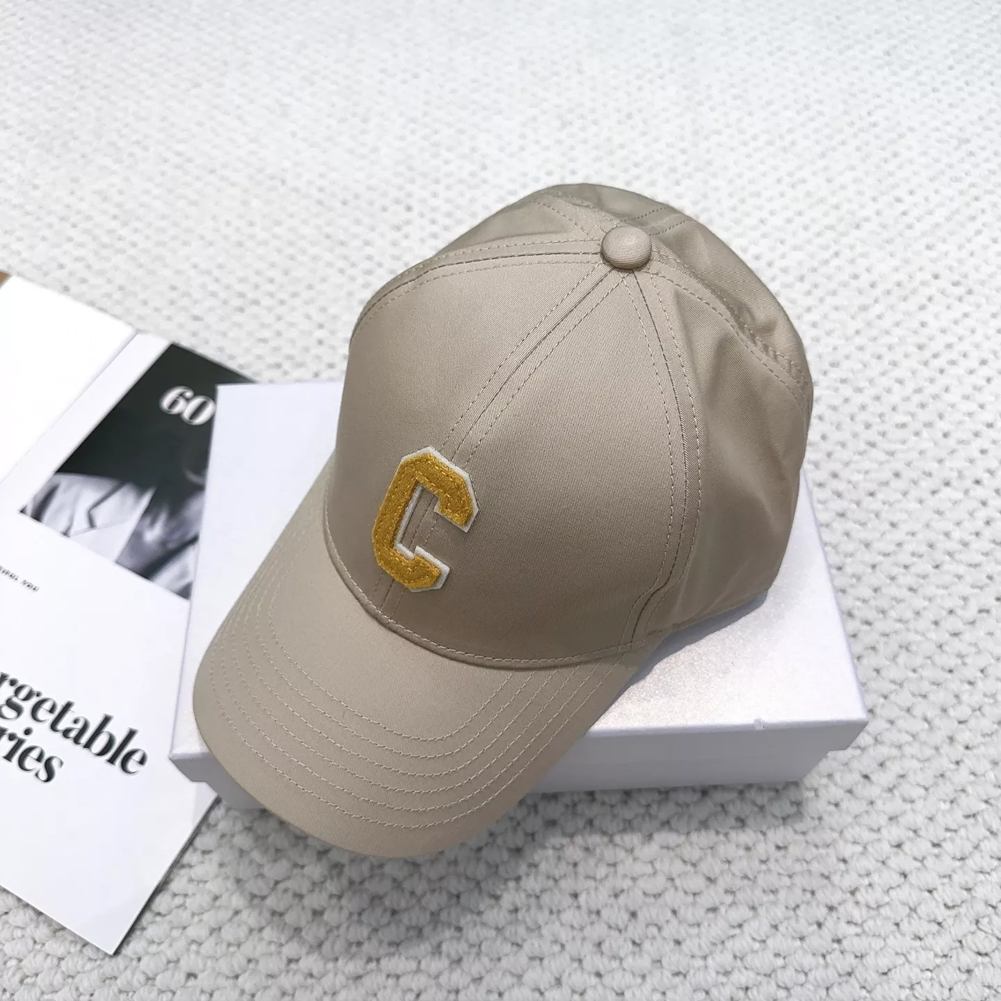 셀린느 C 로고 포인트 야구모자 상세 이미지 8
