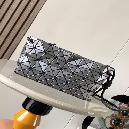 이세이미야케 바오바오 루프 드로스트링 백