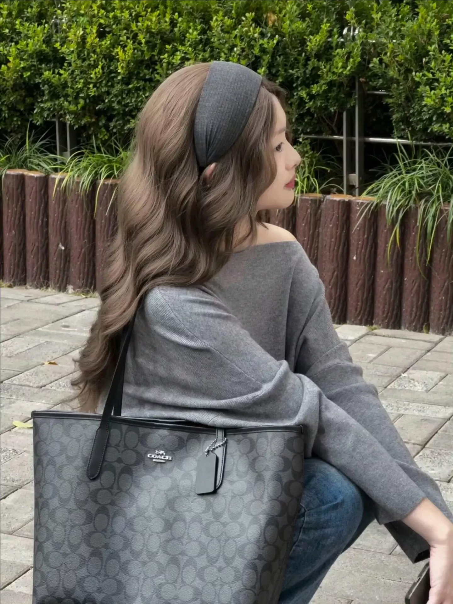 코치 시티 올오버 패턴 데일리 백 상세 이미지 75