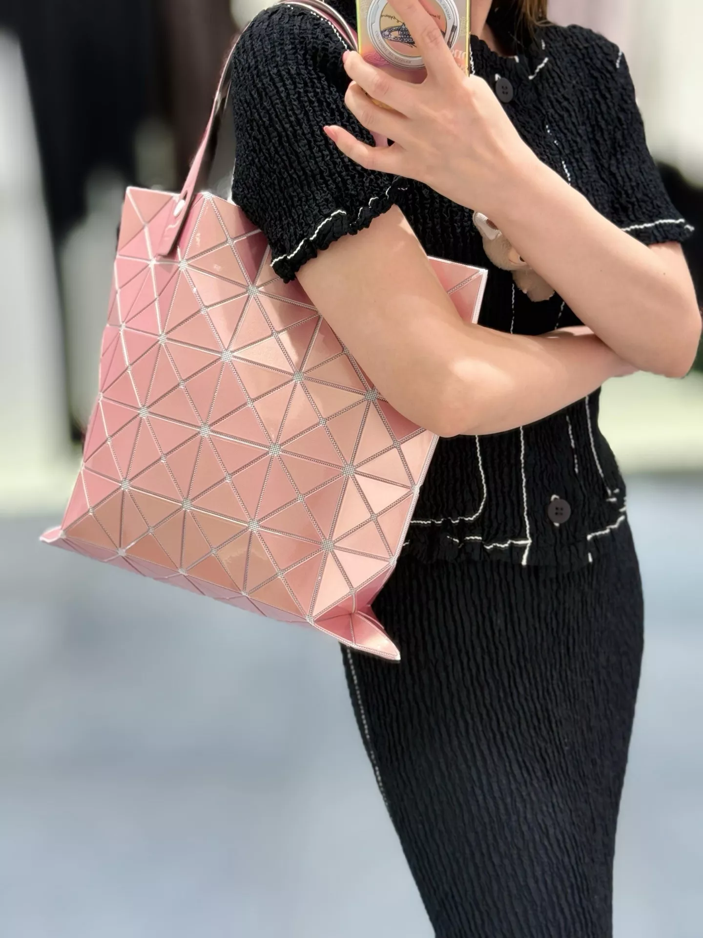 이세이미야케 루센트 메탈릭 6격 펄 토트백 상세 이미지 72