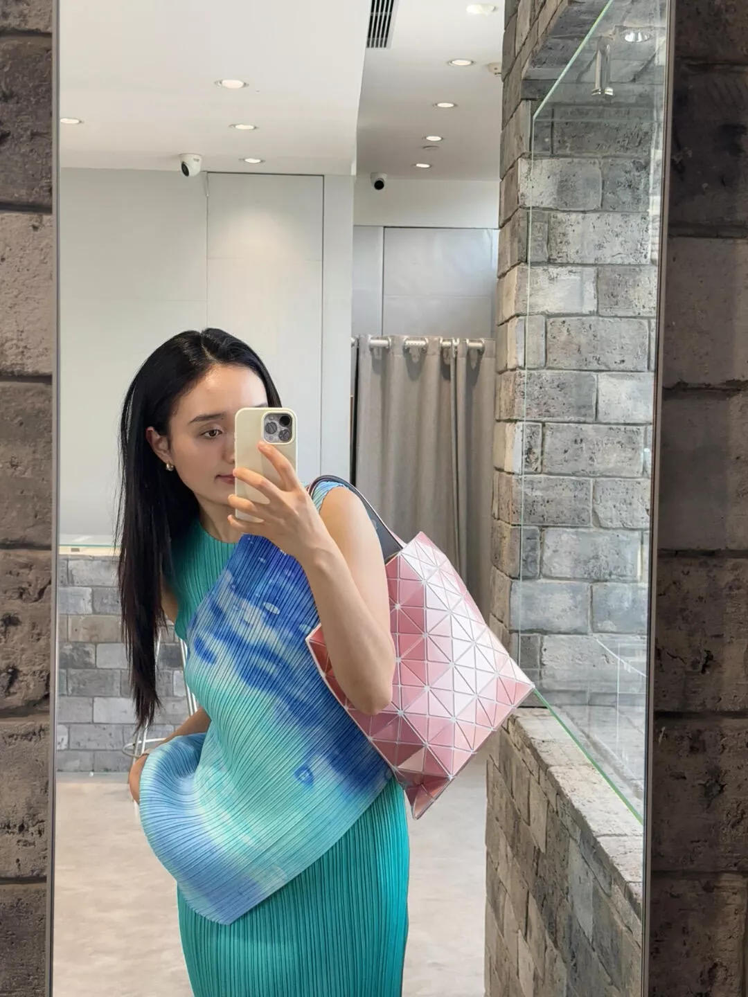 이세이미야케 루센트 메탈릭 6격 펄 토트백 상세 이미지 53