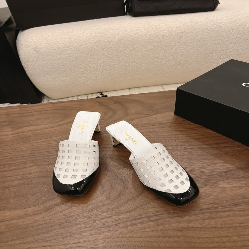 샤넬 우븐 디테일 오픈토 하이힐 샌들