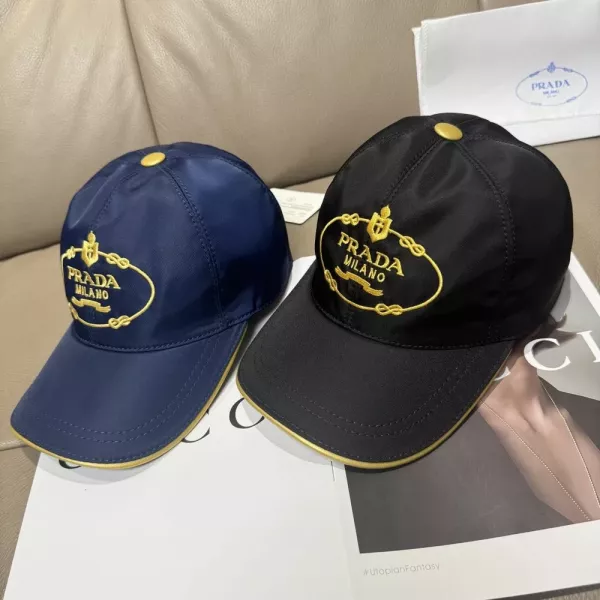 프라다 금사 자수 볼캡
