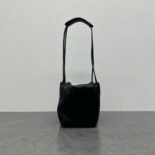 로로피아나 스몰 버킷백
