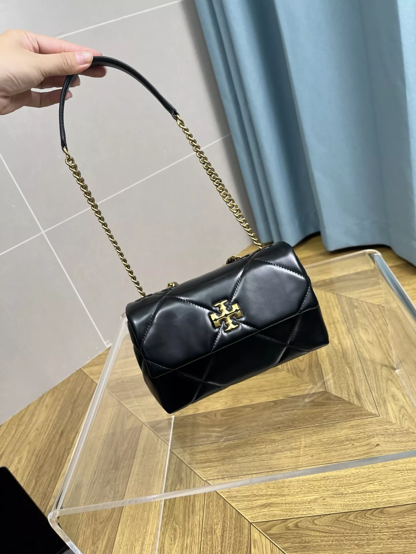 토리버치 키라 퀼팅 체인 숄더백 상세 이미지 2