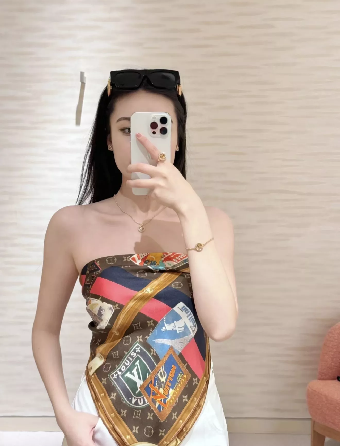 루이비통 원형 로고 풀파베 목걸이와 팔찌 세트 상세 이미지 10