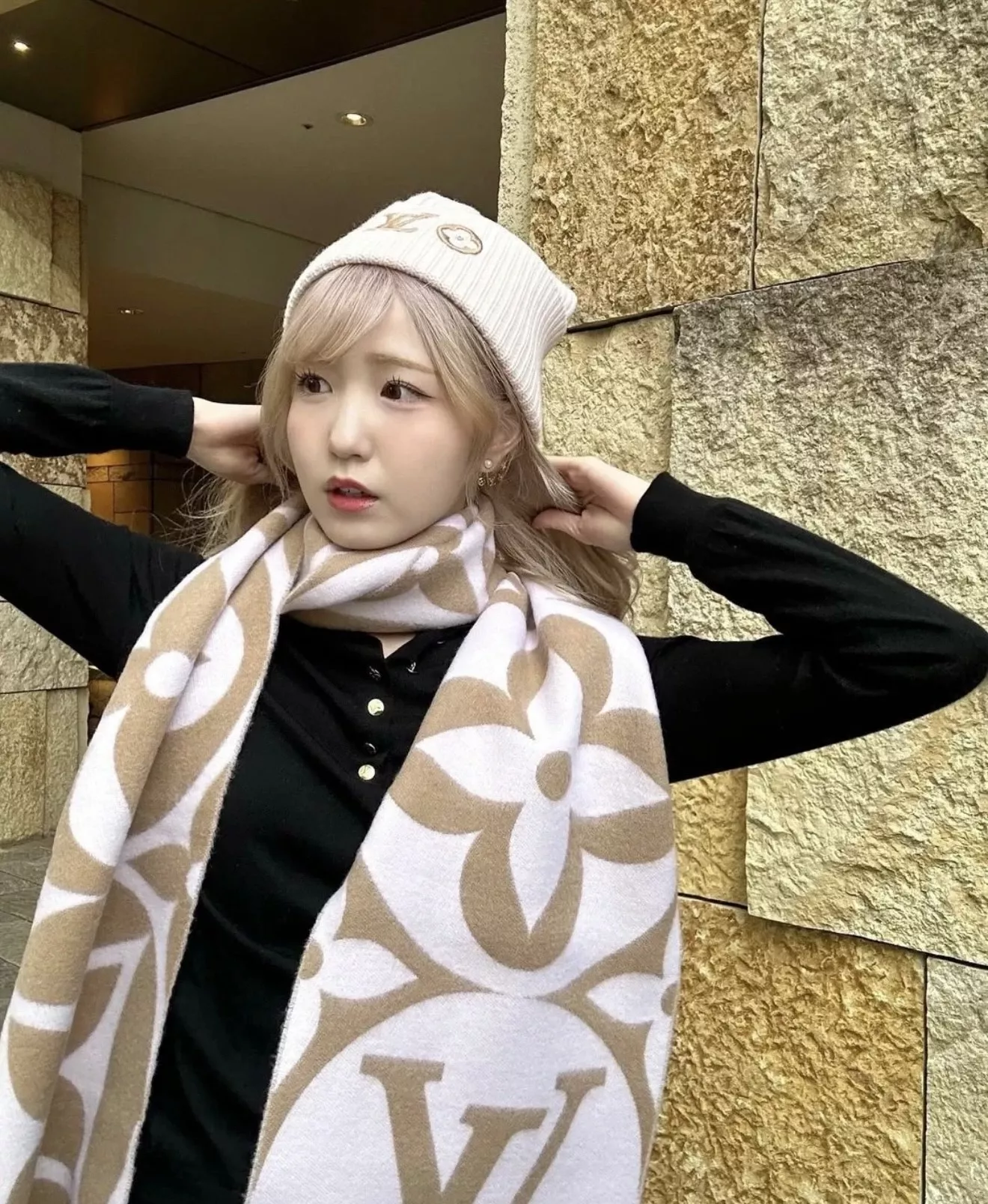 루이비통 플라워그램 시리즈 이어링 상세 이미지 10