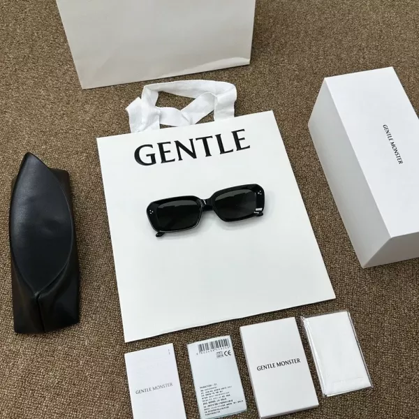 젠틀몬스터 블랙 스퀘어 선글라스