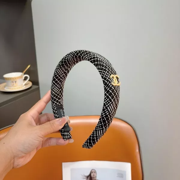 샤넬 더블 C 로고 헤어밴드