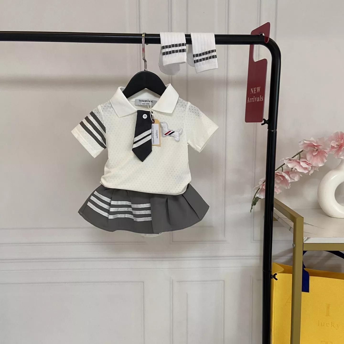 톰브라운 강아지 자수 폴로 바디수트 세트 상세 이미지 2