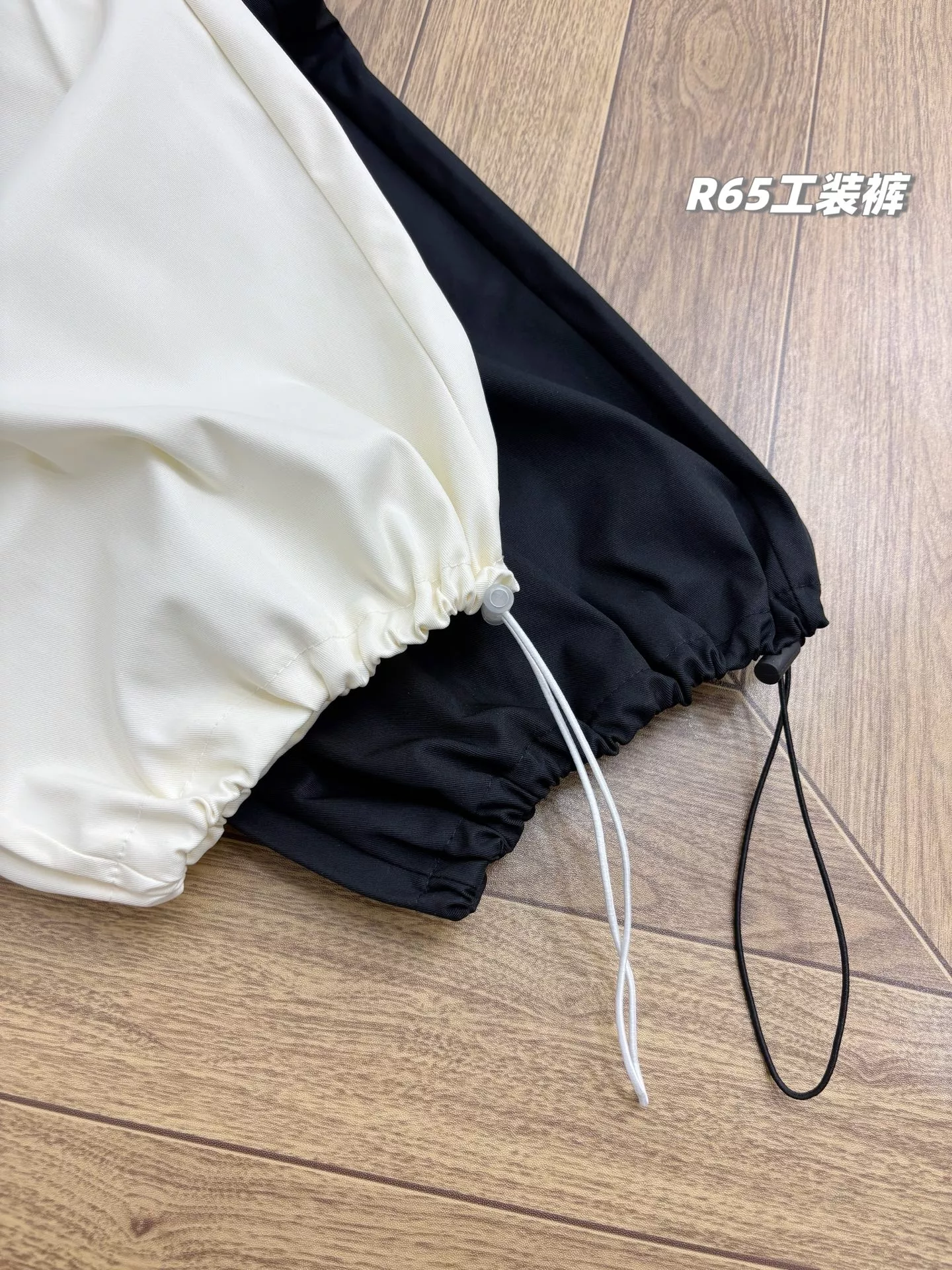 룰루레몬 하이웨이스트 파라슈트 카고 팬츠 상세 이미지 17