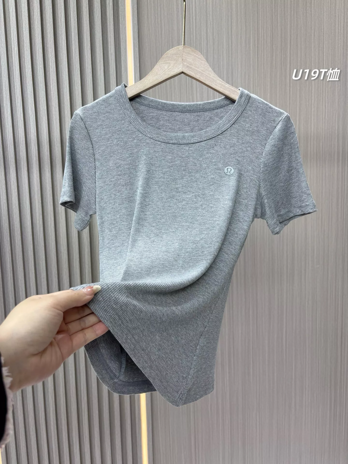 룰루레몬 U넥 골지 반소매 티셔츠 세트 상세 이미지 2
