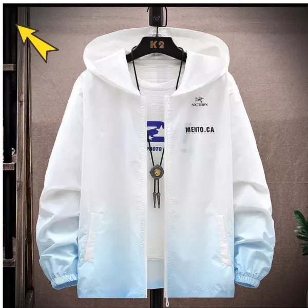 아크테릭스 남녀공용 후드형 경량 바람막이