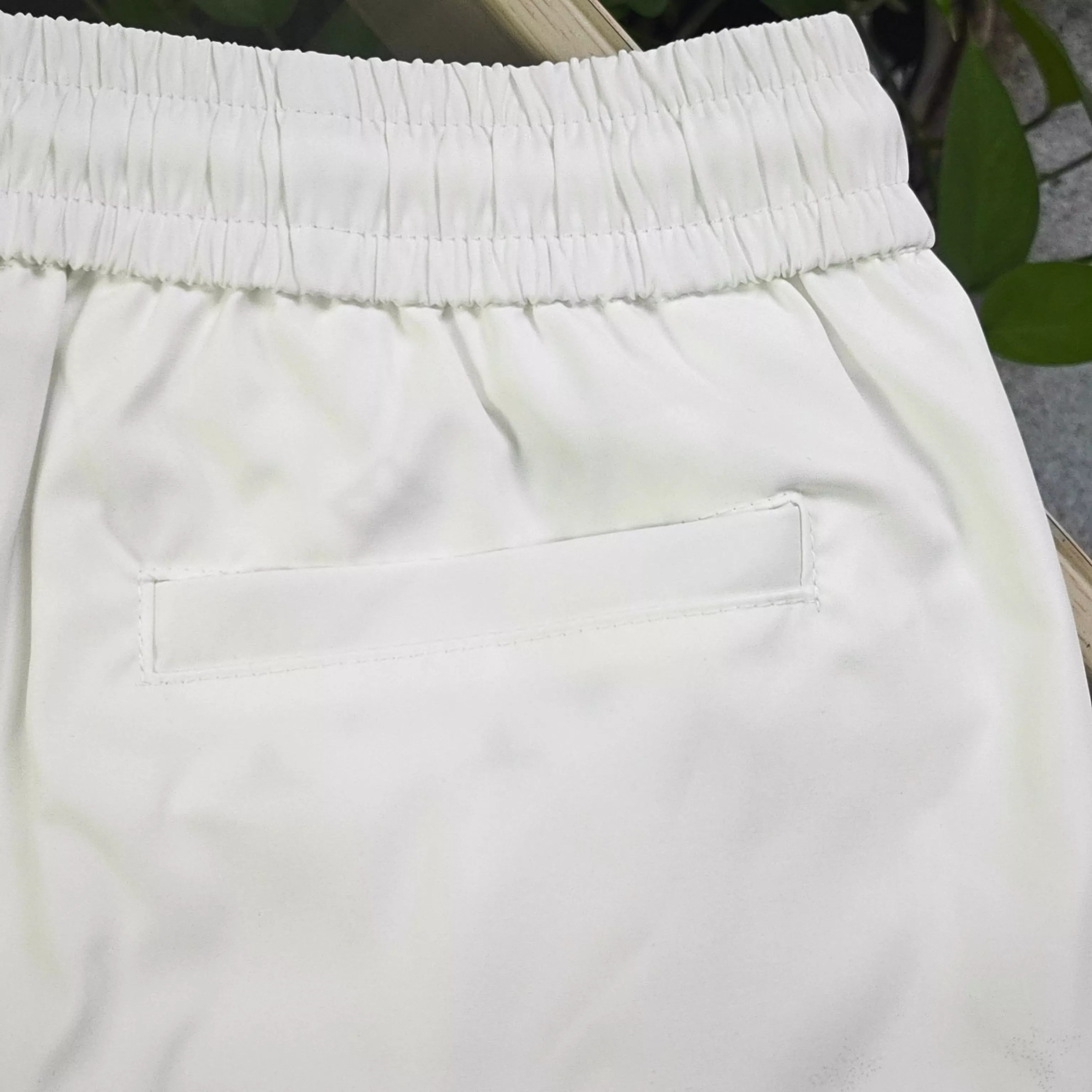 루이비통 그라데이션 로고 프린트 상세 이미지 8