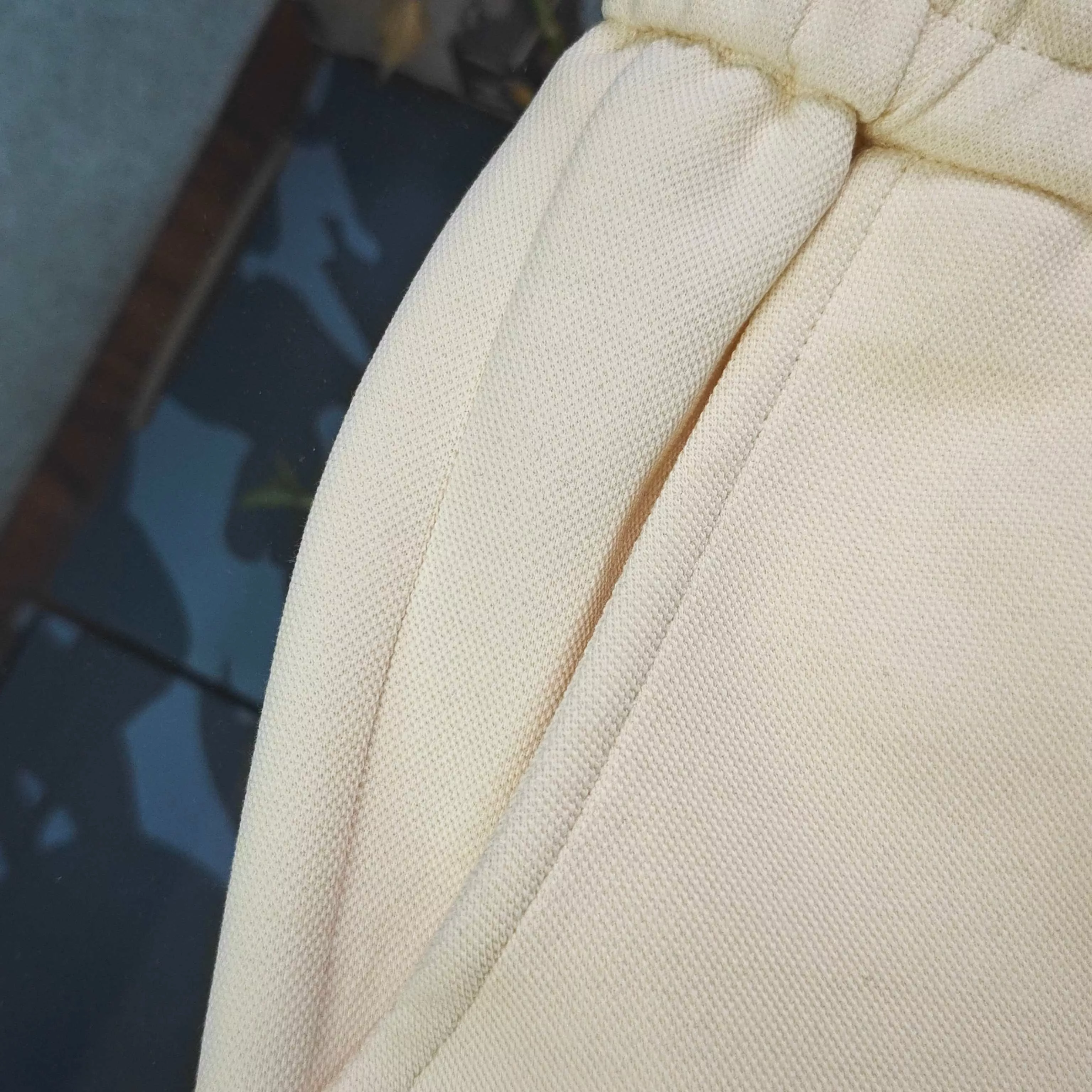 몽클레어 로고 포인트 캐주얼 하프 팬츠 상세 이미지 11