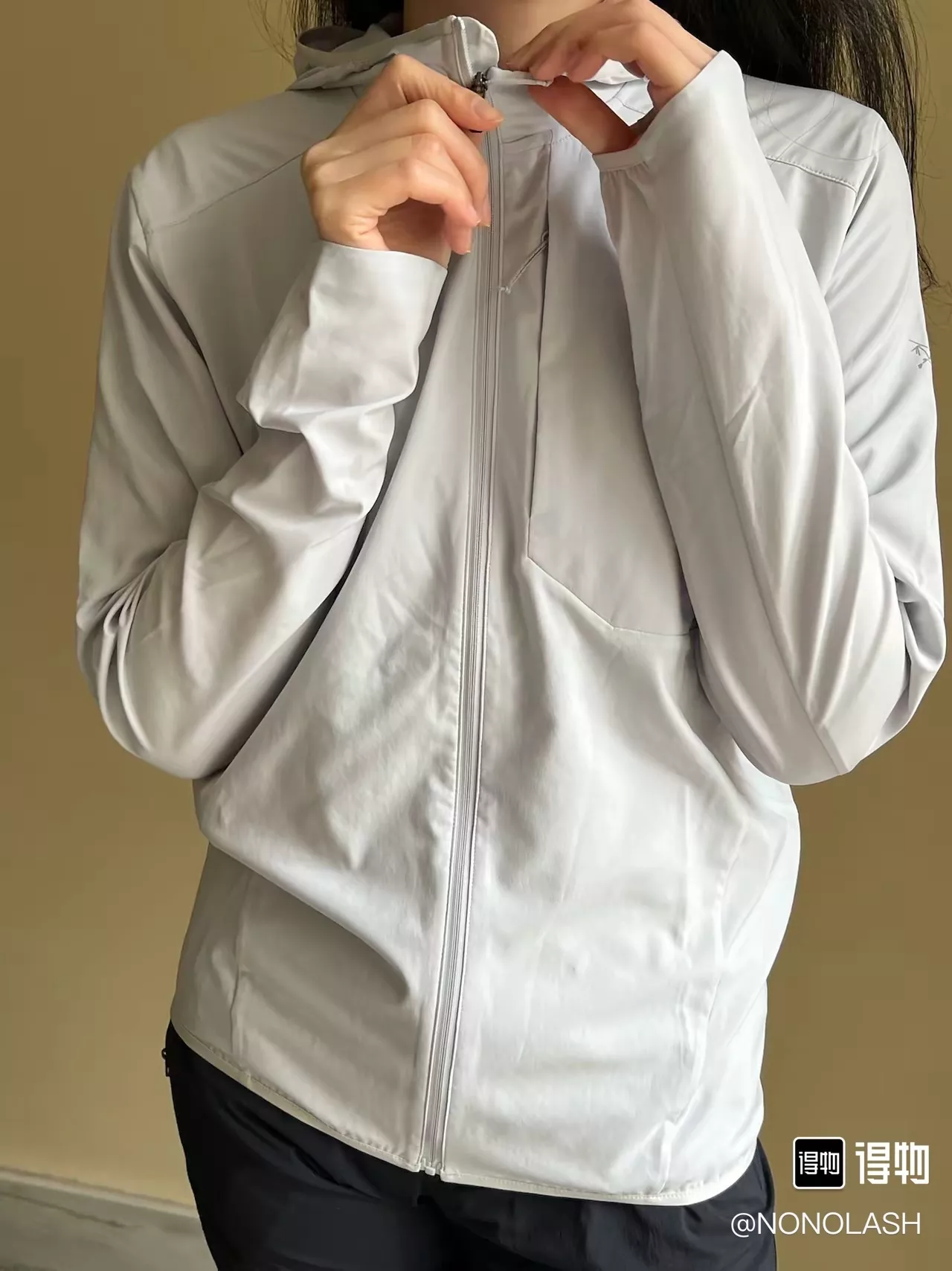 아크테릭스 남녀공용 후드형 경량 집업 재킷 상세 이미지 30