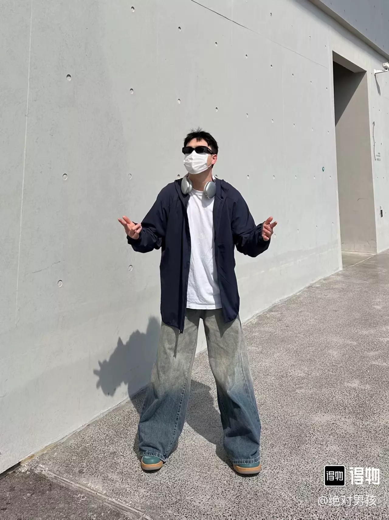 아크테릭스 남녀공용 후드형 경량 집업 재킷 상세 이미지 39