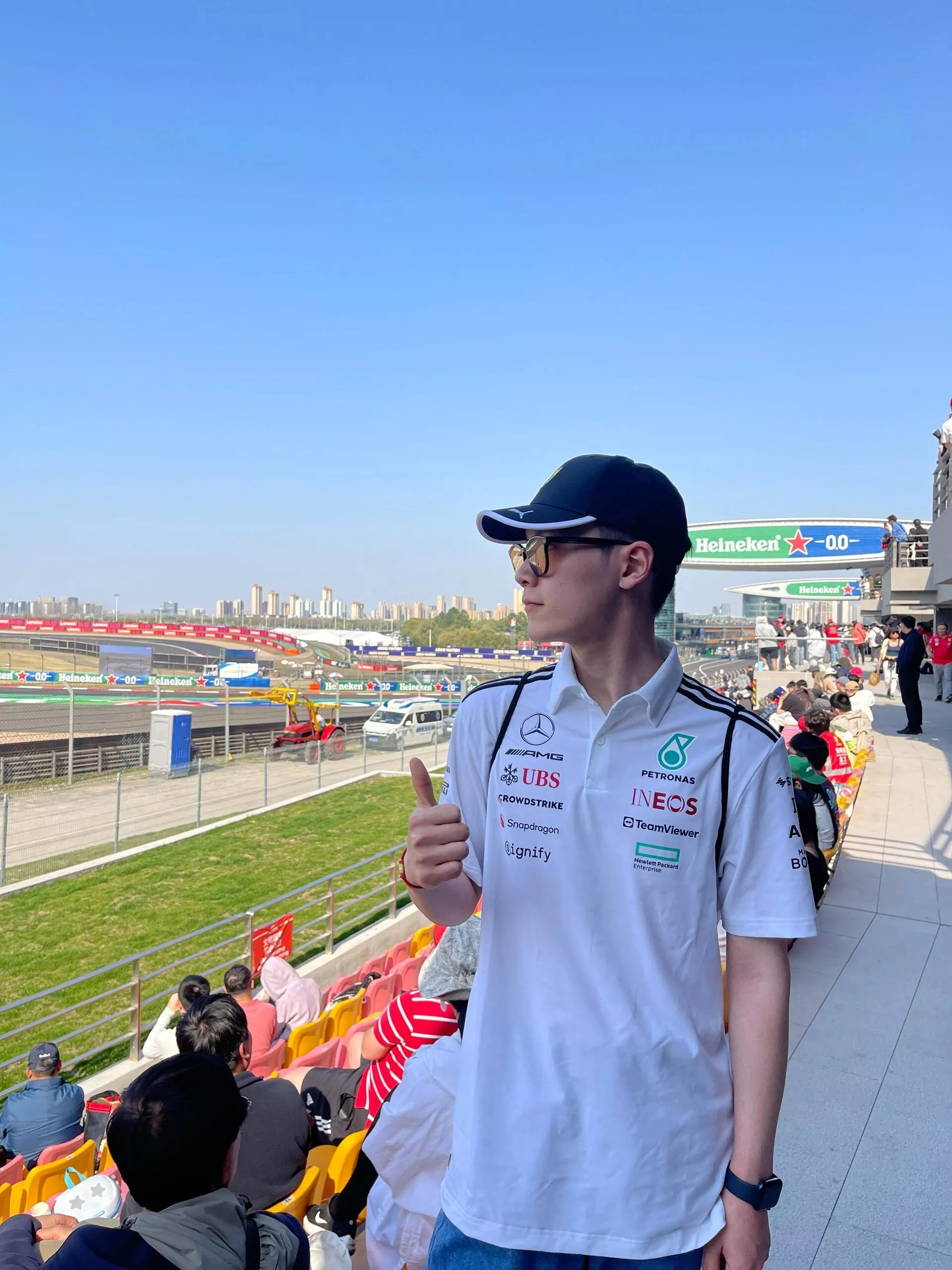 아디다스 메르세데스 AMG 페트로나스 F1 팀 폴로 셔츠 상세 이미지 8