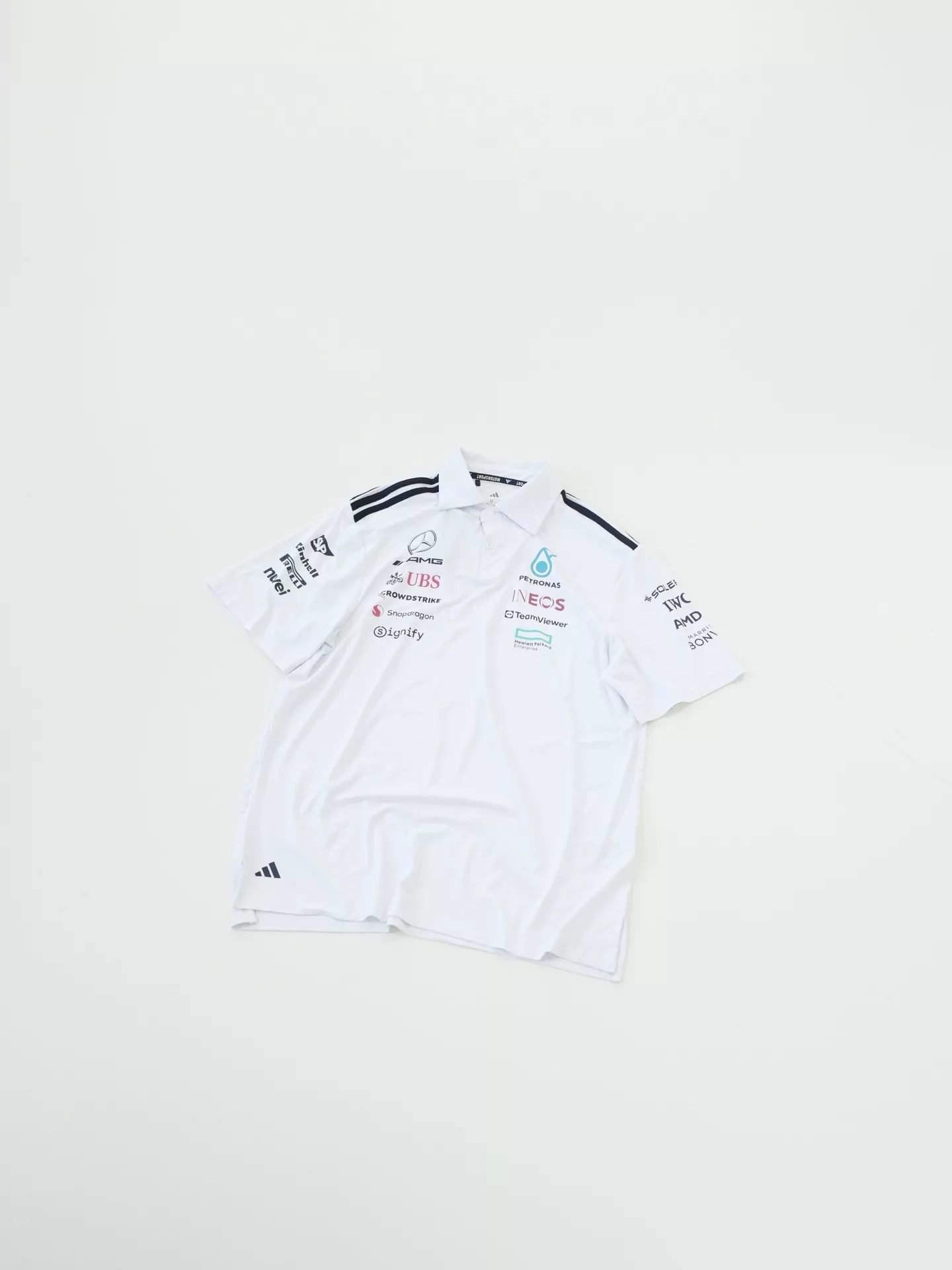 아디다스 메르세데스 AMG 페트로나스 F1 팀 폴로 셔츠 상세 이미지 2