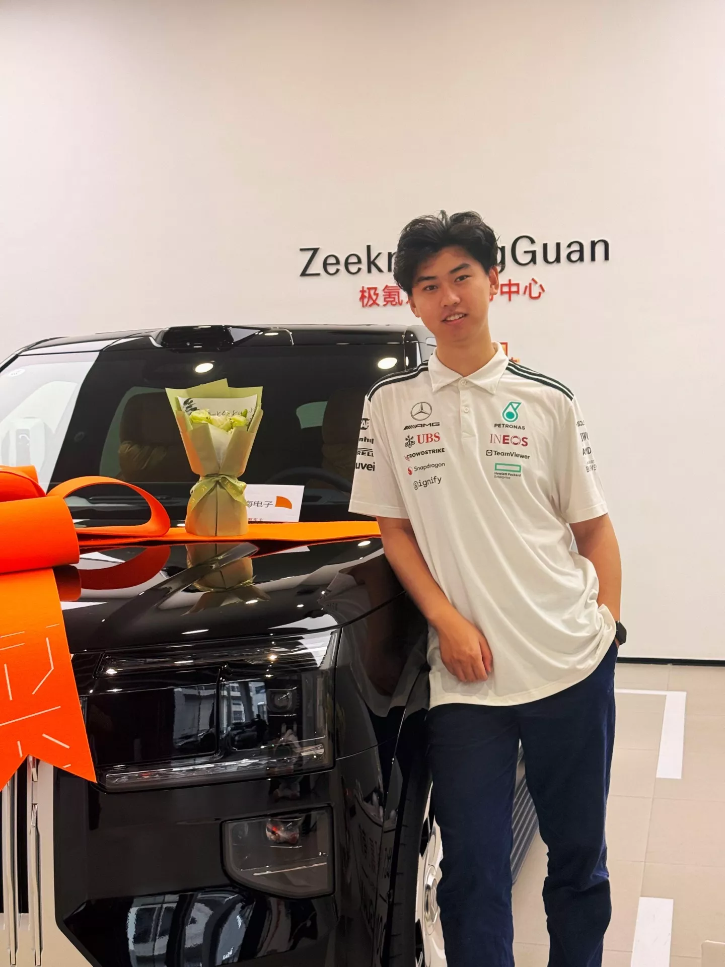 아디다스 메르세데스 AMG 페트로나스 F1 팀 폴로 셔츠 상세 이미지 25