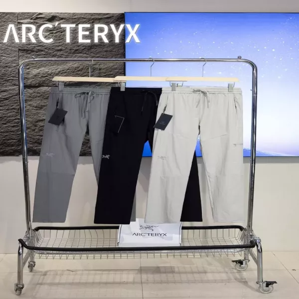 아크테릭스 비즈니스 캐주얼 스타일의