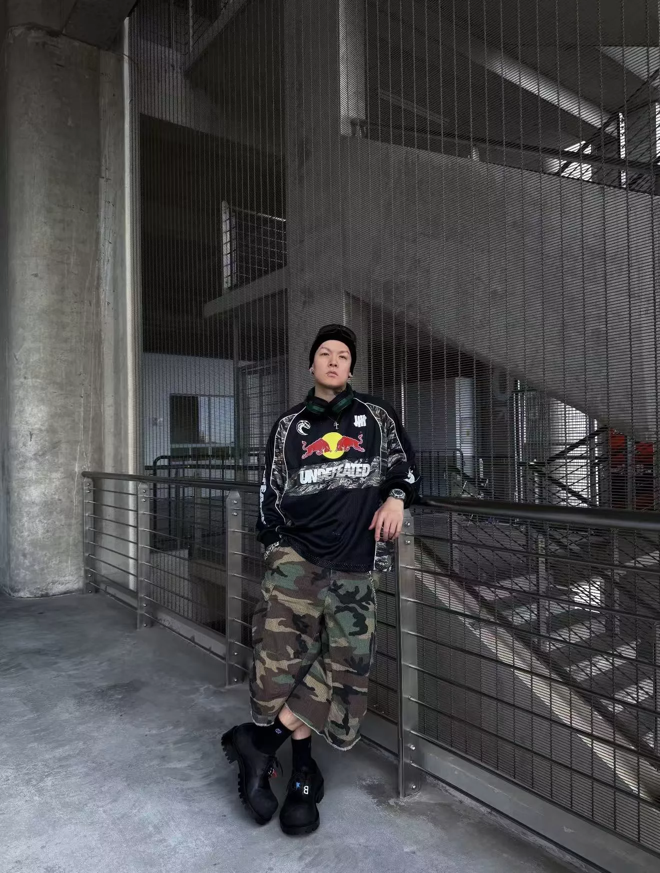 언디피티드 메쉬 소재 레이싱 긴소매 티셔츠 상세 이미지 20