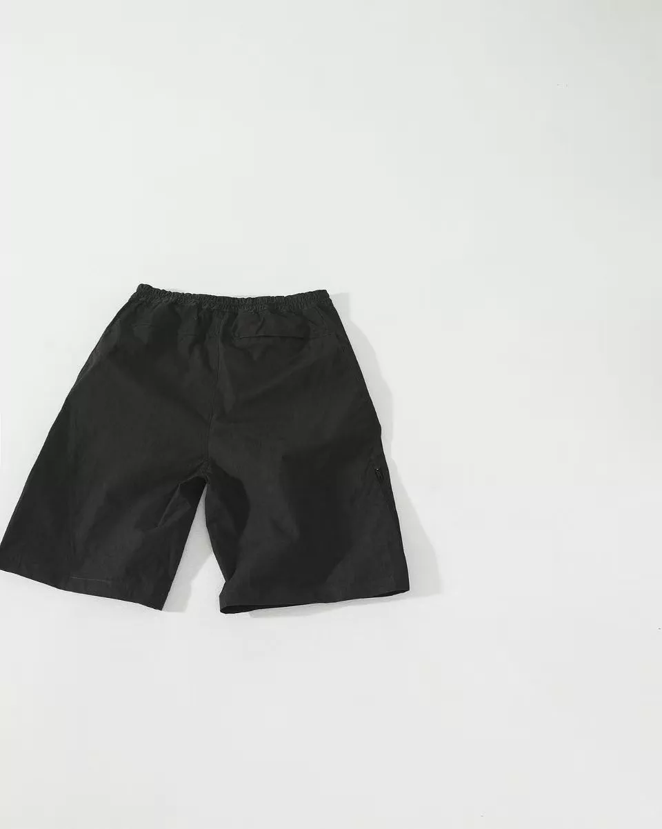 언디피티드 아웃도어 무드의 기능성 반바지 상세 이미지 3