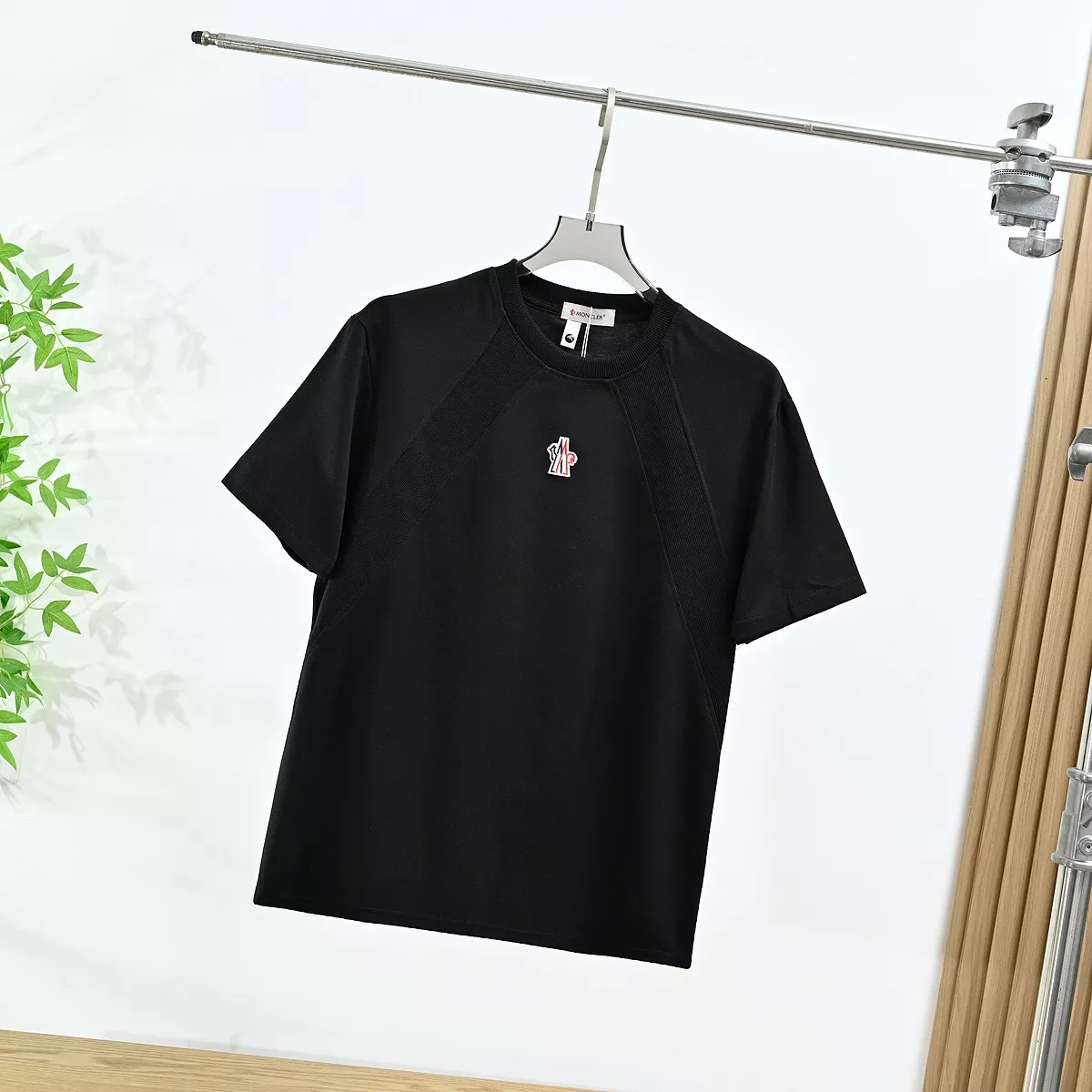 몽클레어 남성 라운드넥 캐주얼 반소매 티셔츠 상세 이미지 6