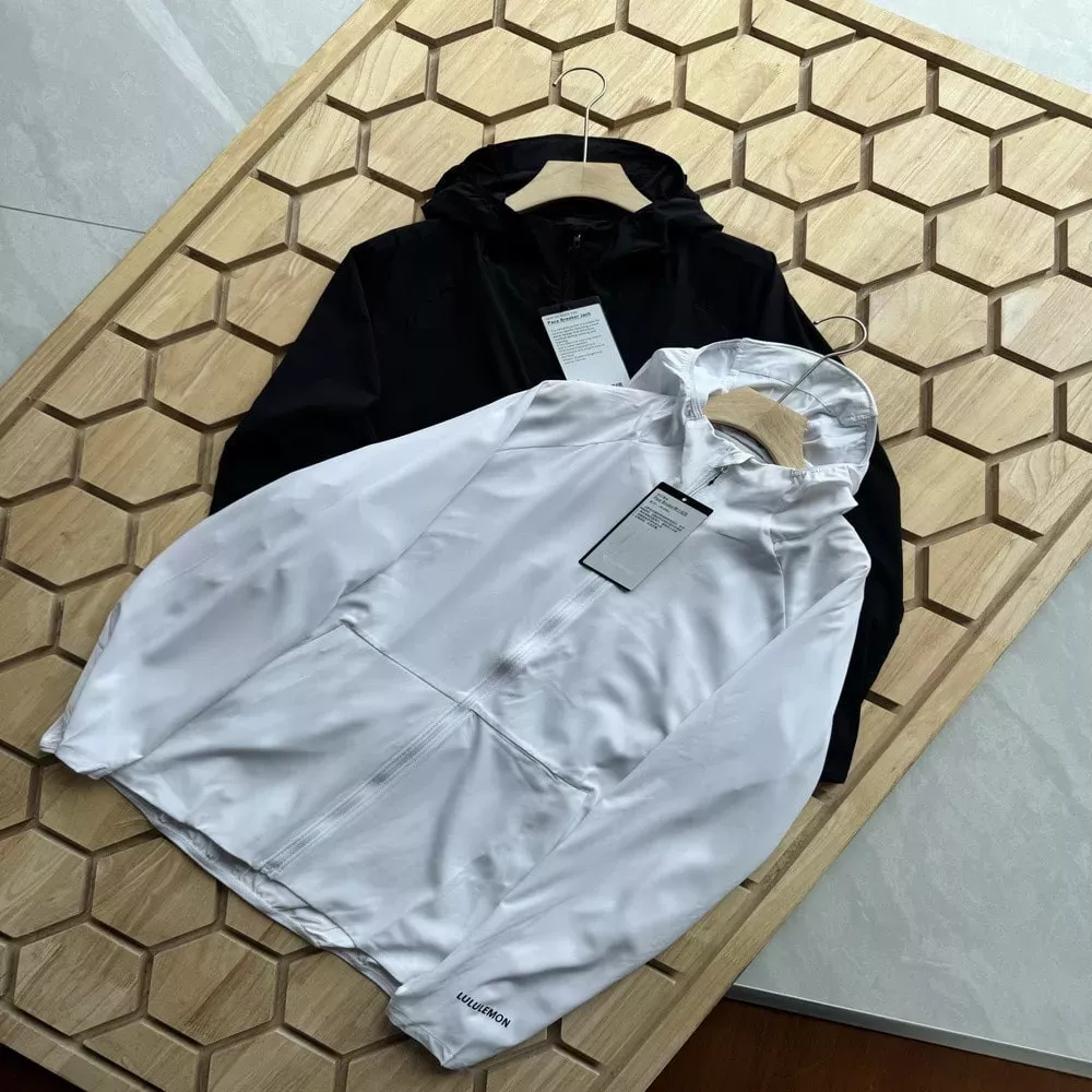 룰루레몬 후드형 경량 바람막이 재킷