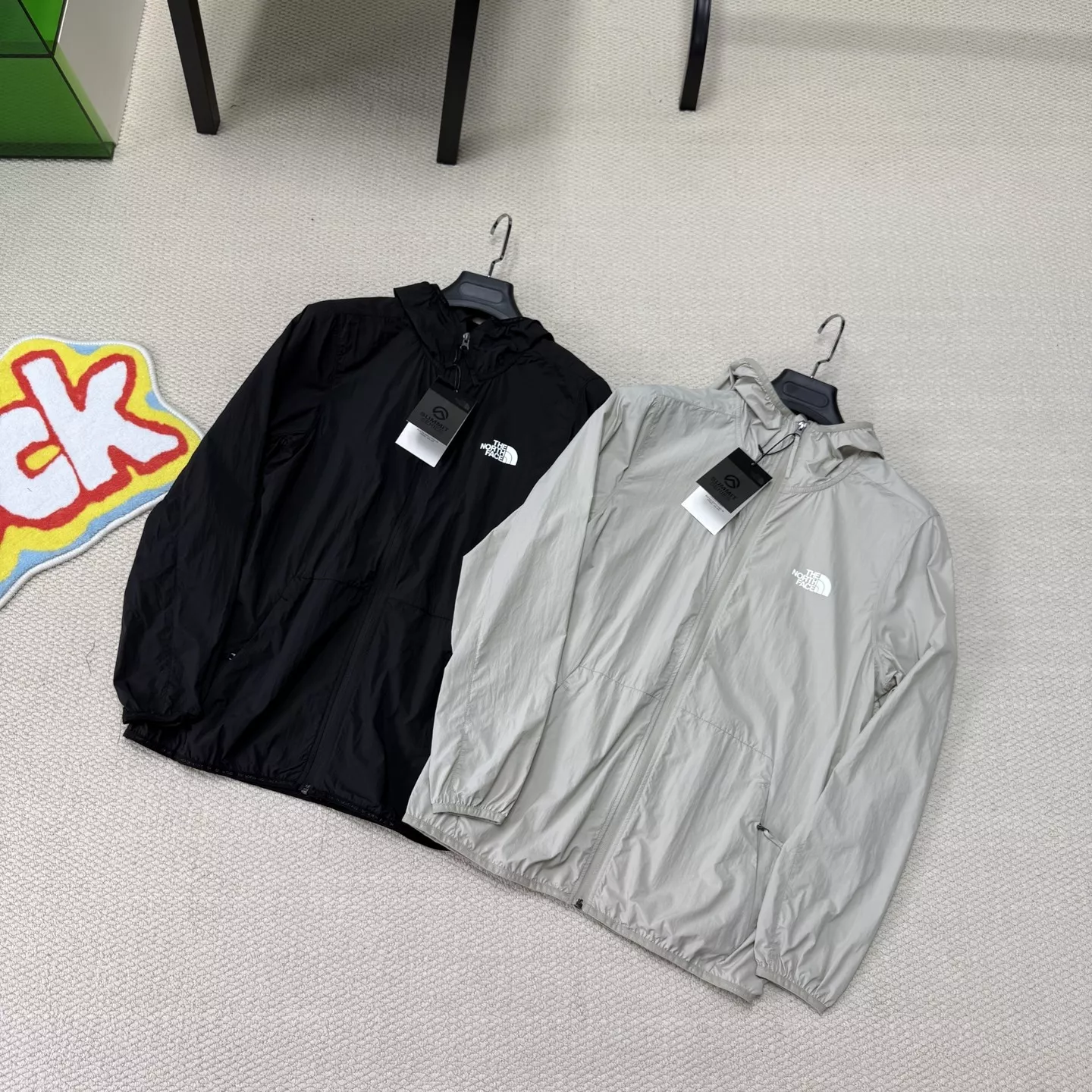 노스페이스 초경량 후드 자외선 차단 재킷 상세 이미지 9