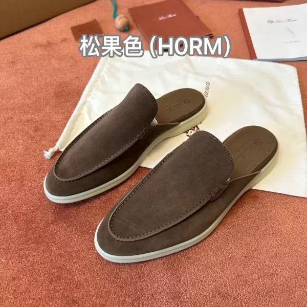 로로피아나 남성 반슬리퍼 스타일 모카신