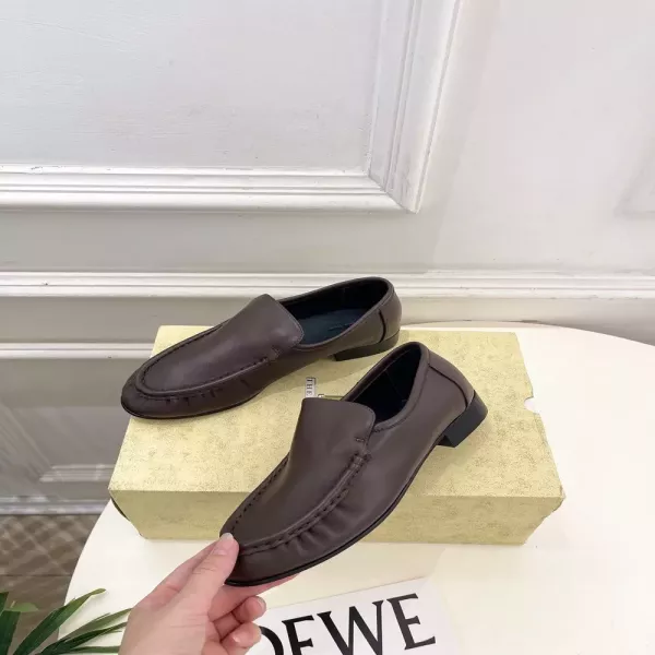 더로우 복고 주름 디테일 슬립온 로퍼