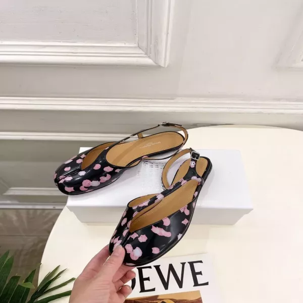 메종마르지엘라 복고풍 타비 힐 샌들