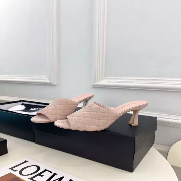 샤넬 퀼팅 더블C 하이힐 뮬