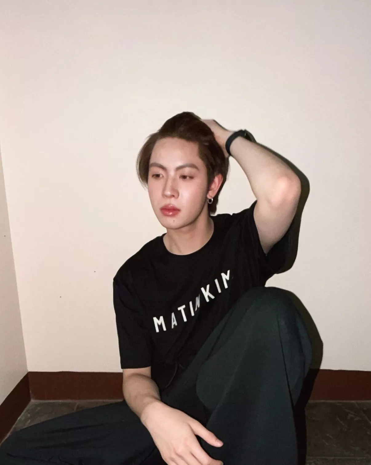 마뗑킴 로고 패치 자수 반소매 티셔츠 상세 이미지 16
