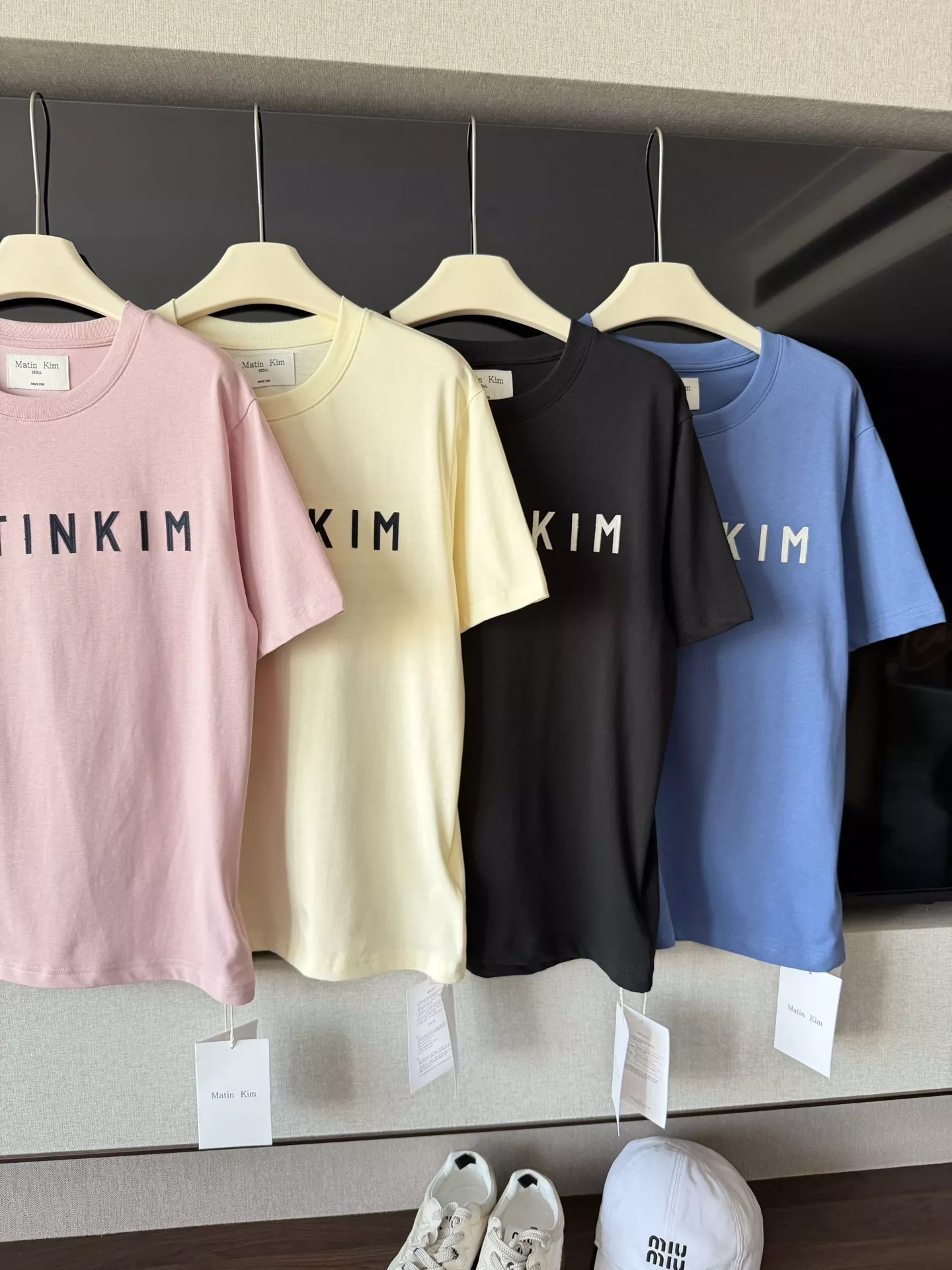 마뗑킴 로고 패치 자수 반소매 티셔츠 상세 이미지 24