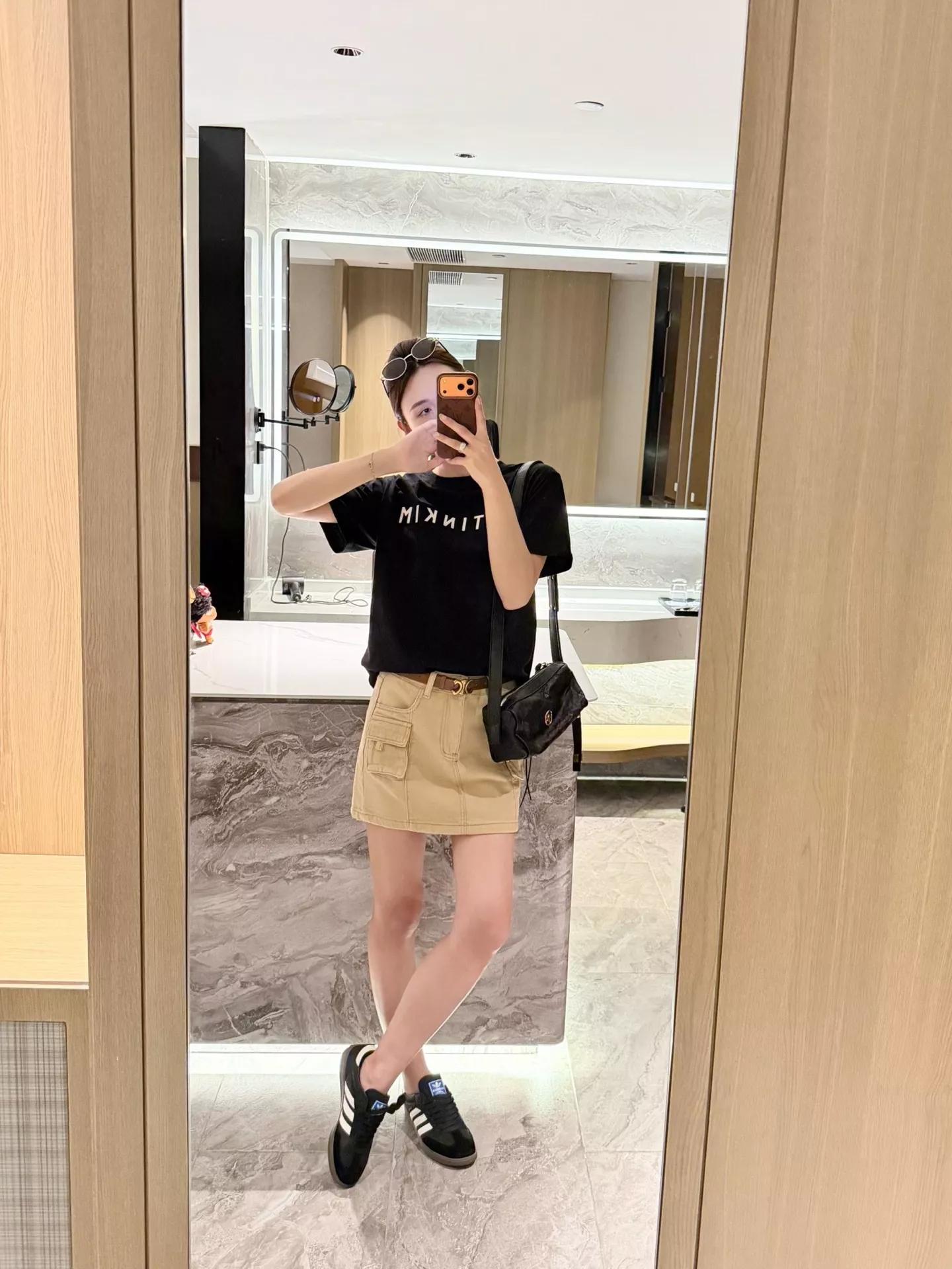 마뗑킴 로고 패치 자수 반소매 티셔츠 상세 이미지 62