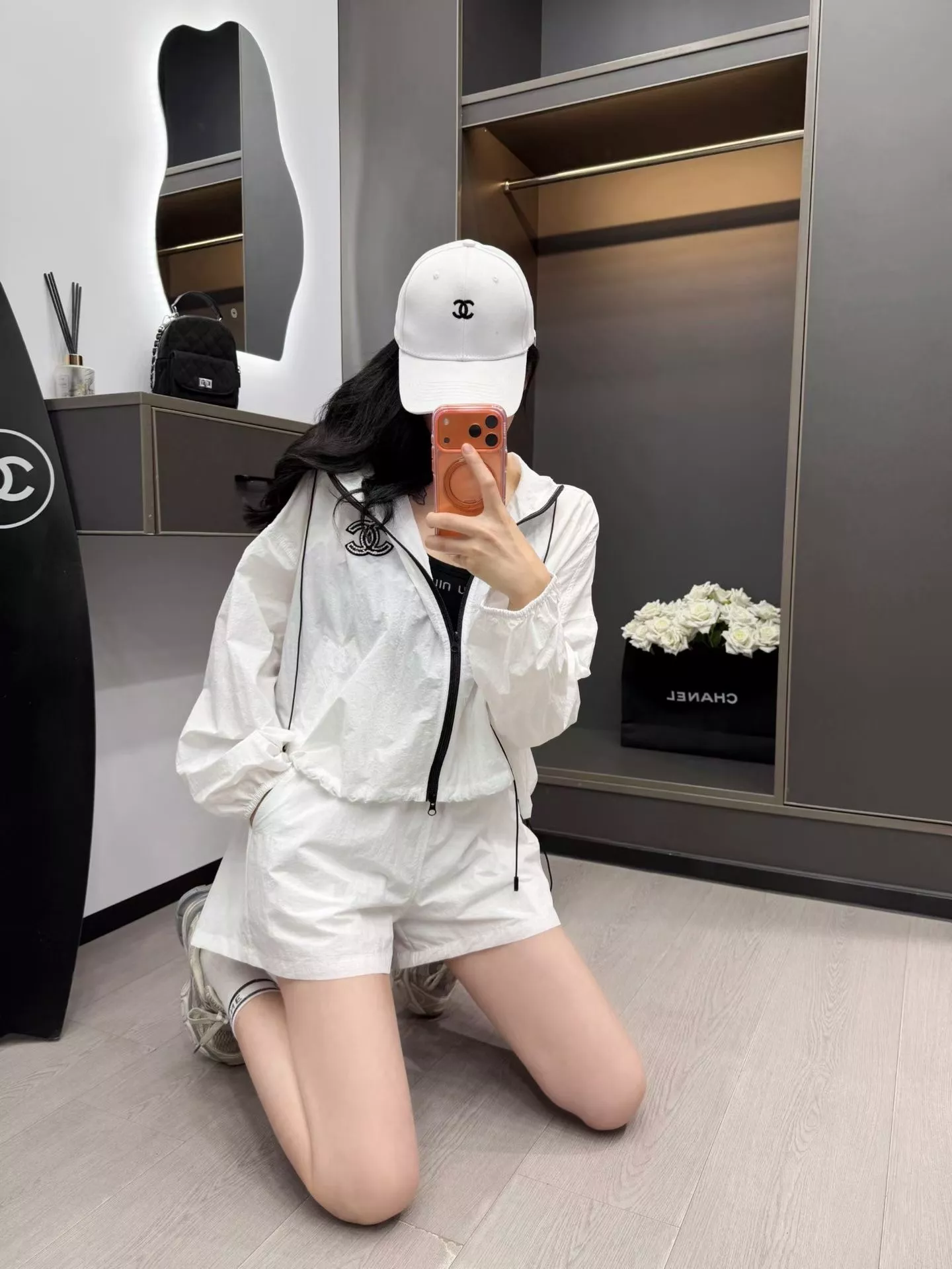 샤넬 자수 로고 후드 재킷과 반바지 세트 상세 이미지 24