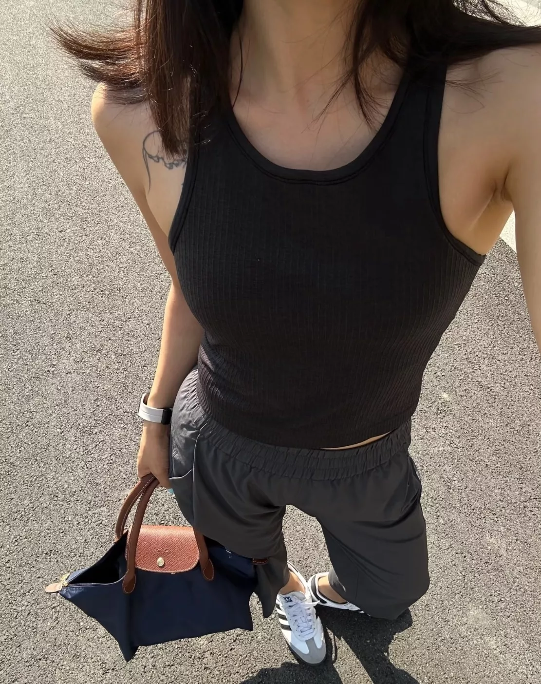 룰루레몬 여성 크롭형 내장 캡 운동 탑 상세 이미지 30