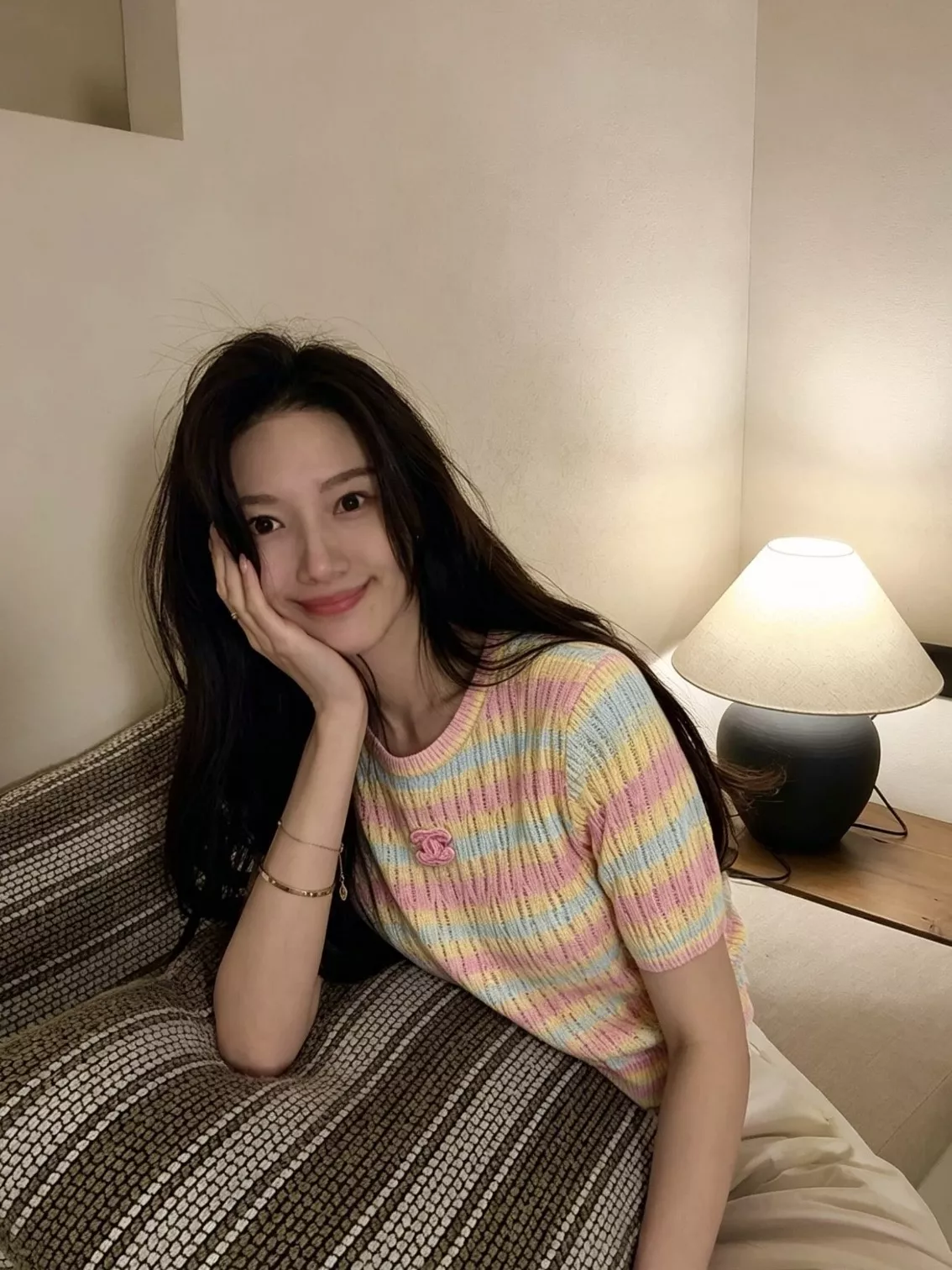 샤넬 레인보우 컬러 포인트 반소매 니트 상세 이미지 28