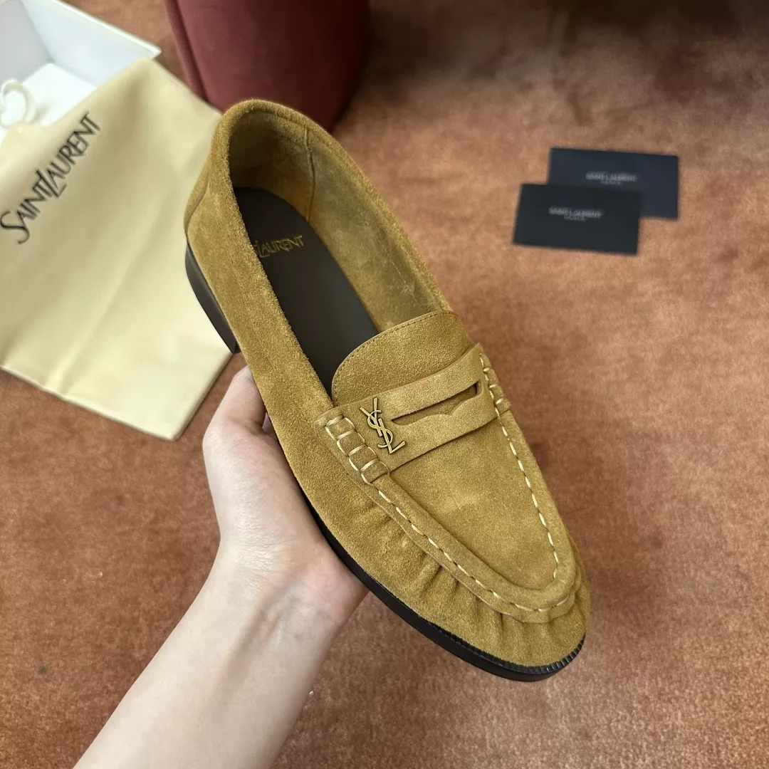 입생로랑 빈티지 무드의 로퍼 뮬 상세 이미지 3
