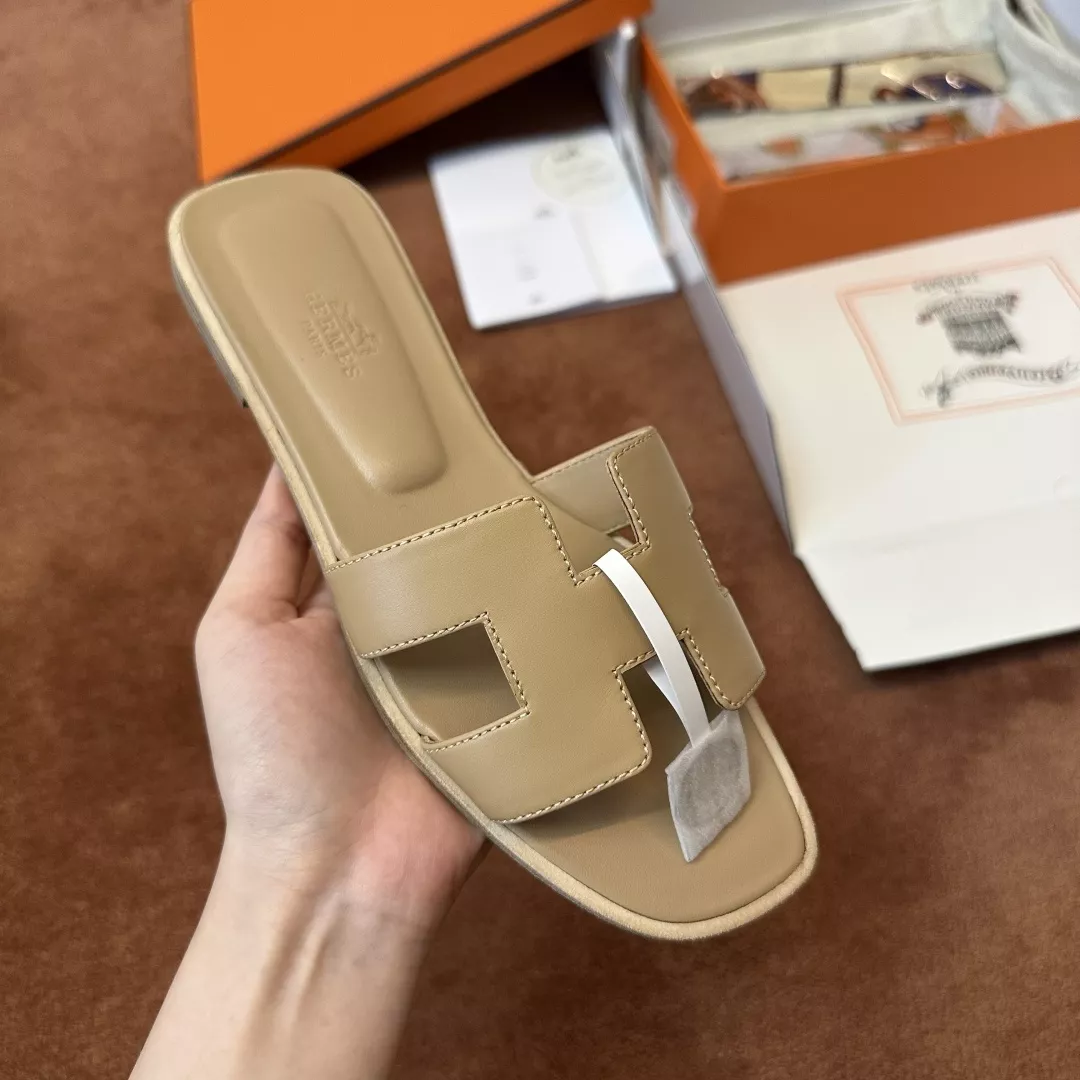 에르메스 오란 스타일 오픈토 슬리퍼 상세 이미지 3