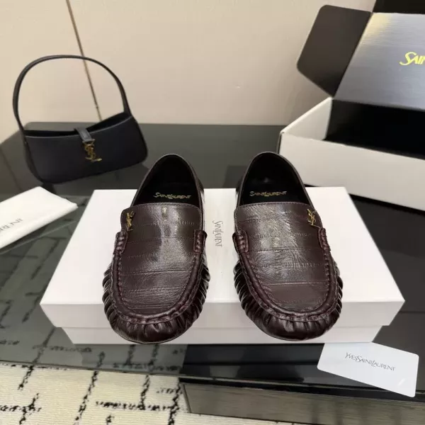입생로랑 YSL 로고 로퍼